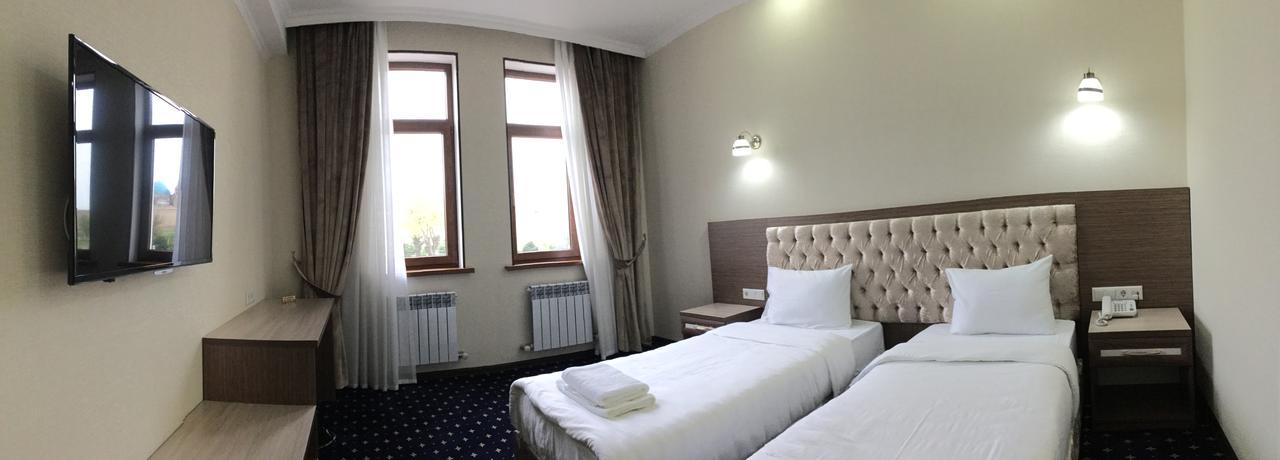 Turkistan Hotel Khanaka מראה חיצוני תמונה