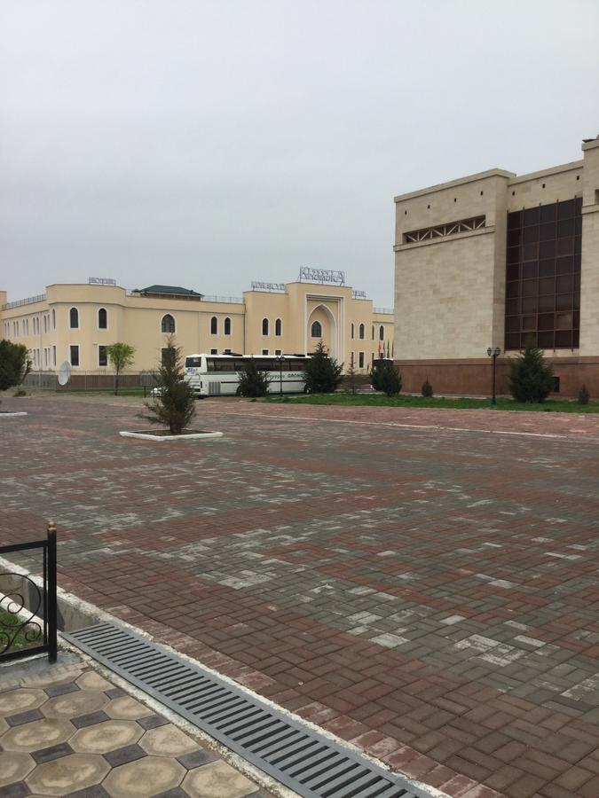 Turkistan Hotel Khanaka מראה חיצוני תמונה