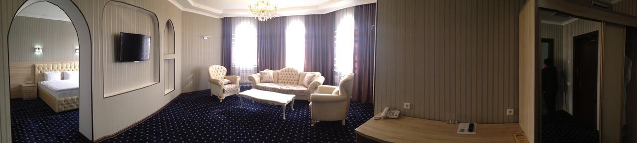Turkistan Hotel Khanaka מראה חיצוני תמונה