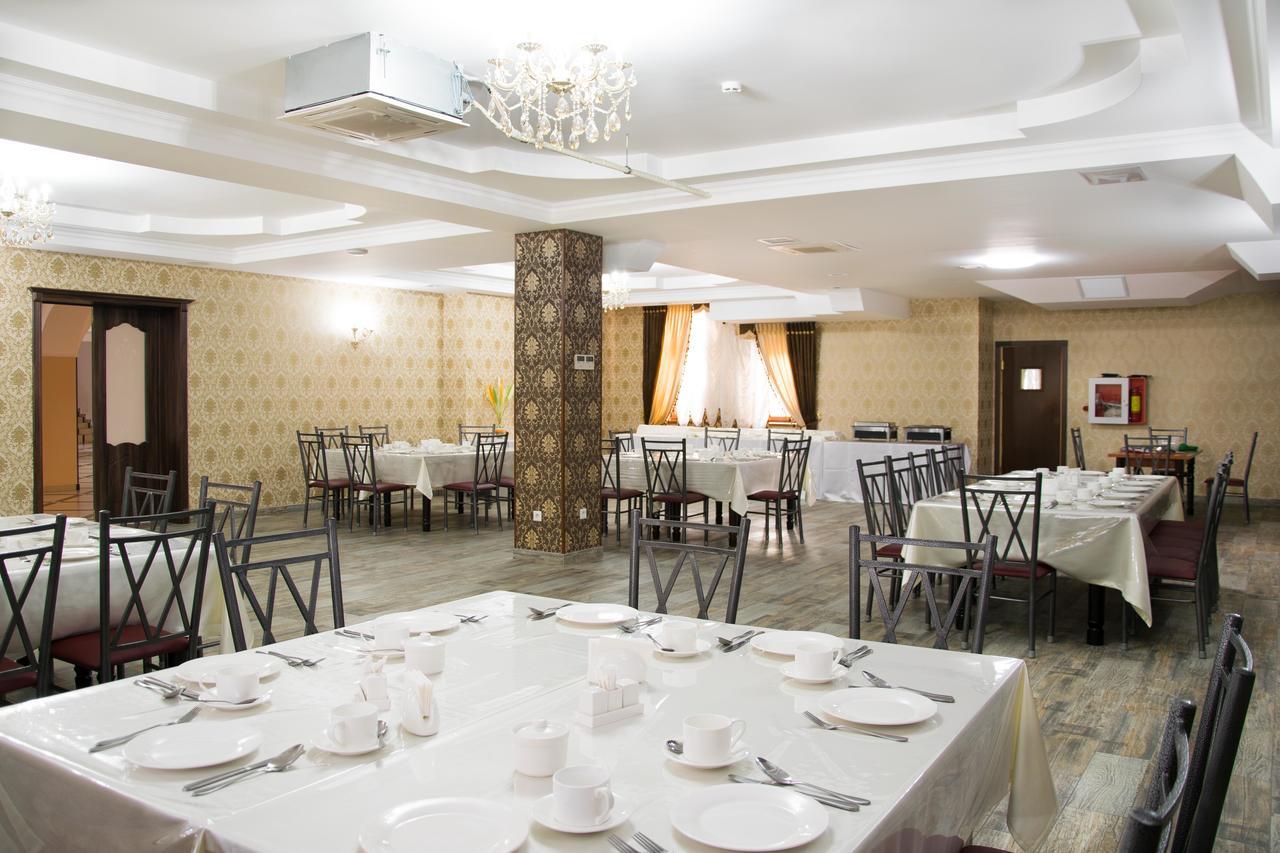 Turkistan Hotel Khanaka מראה חיצוני תמונה